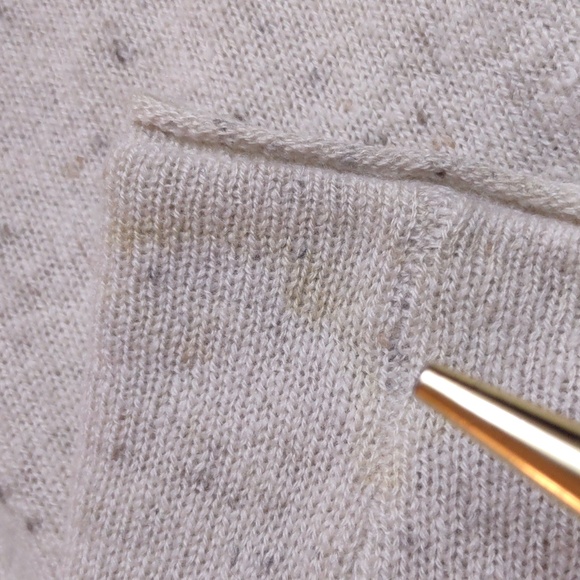 Kinross Cashmere Sweater - Picture 16 of 16